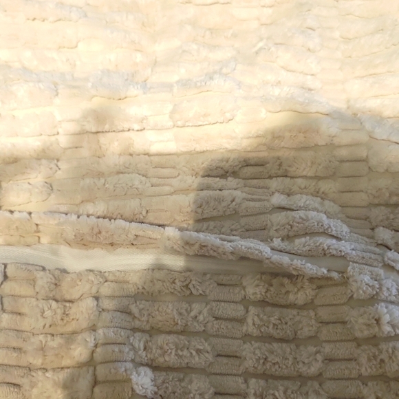 Throw Pillow Covers Pack of 2 Pom-pom Soft Boho Striped Modern Farmhouse cream - Picture 5 of 5